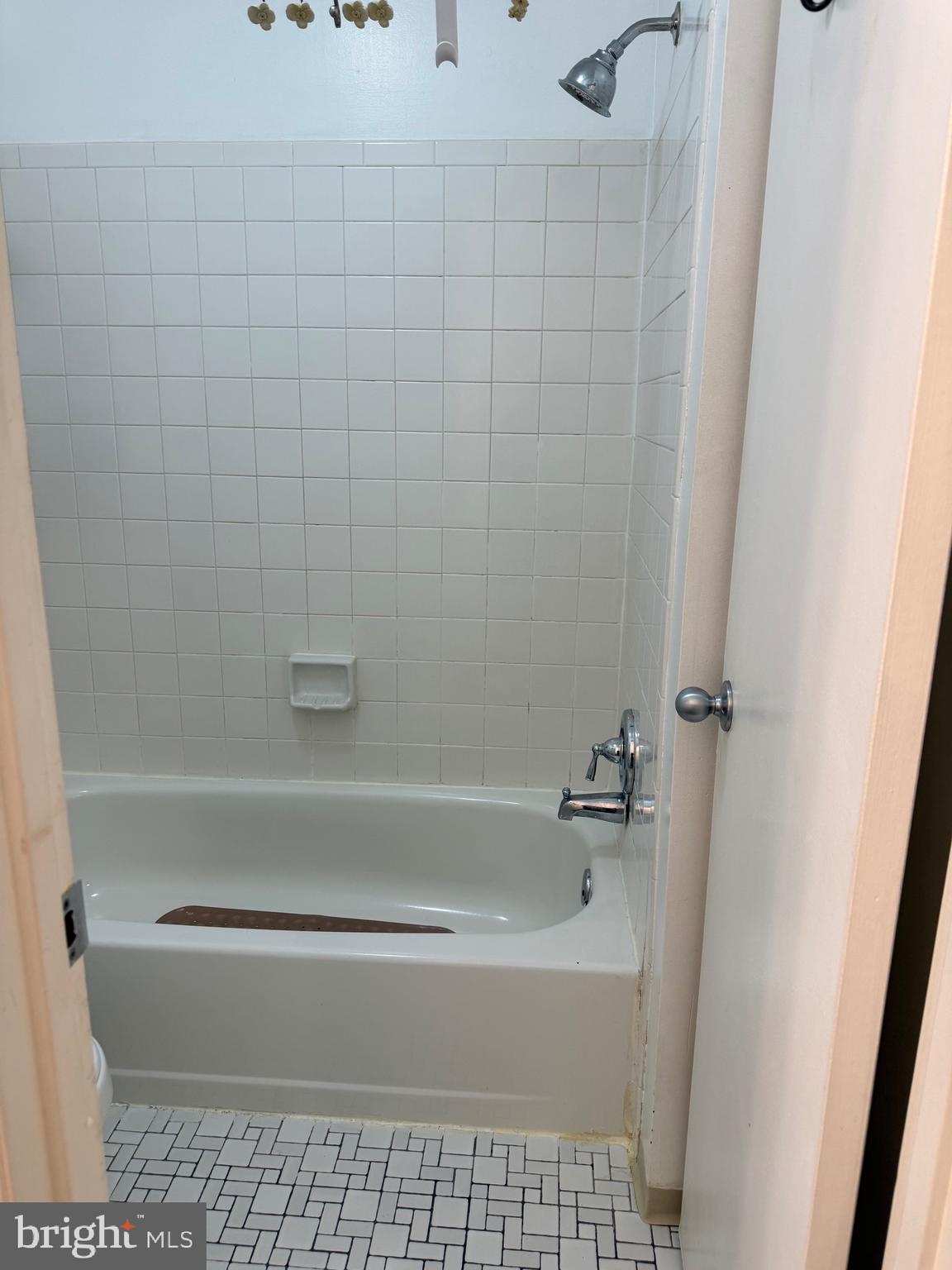 14314 Lindendale Road Woodbridge, VA 22193 - Photo 13 of 23