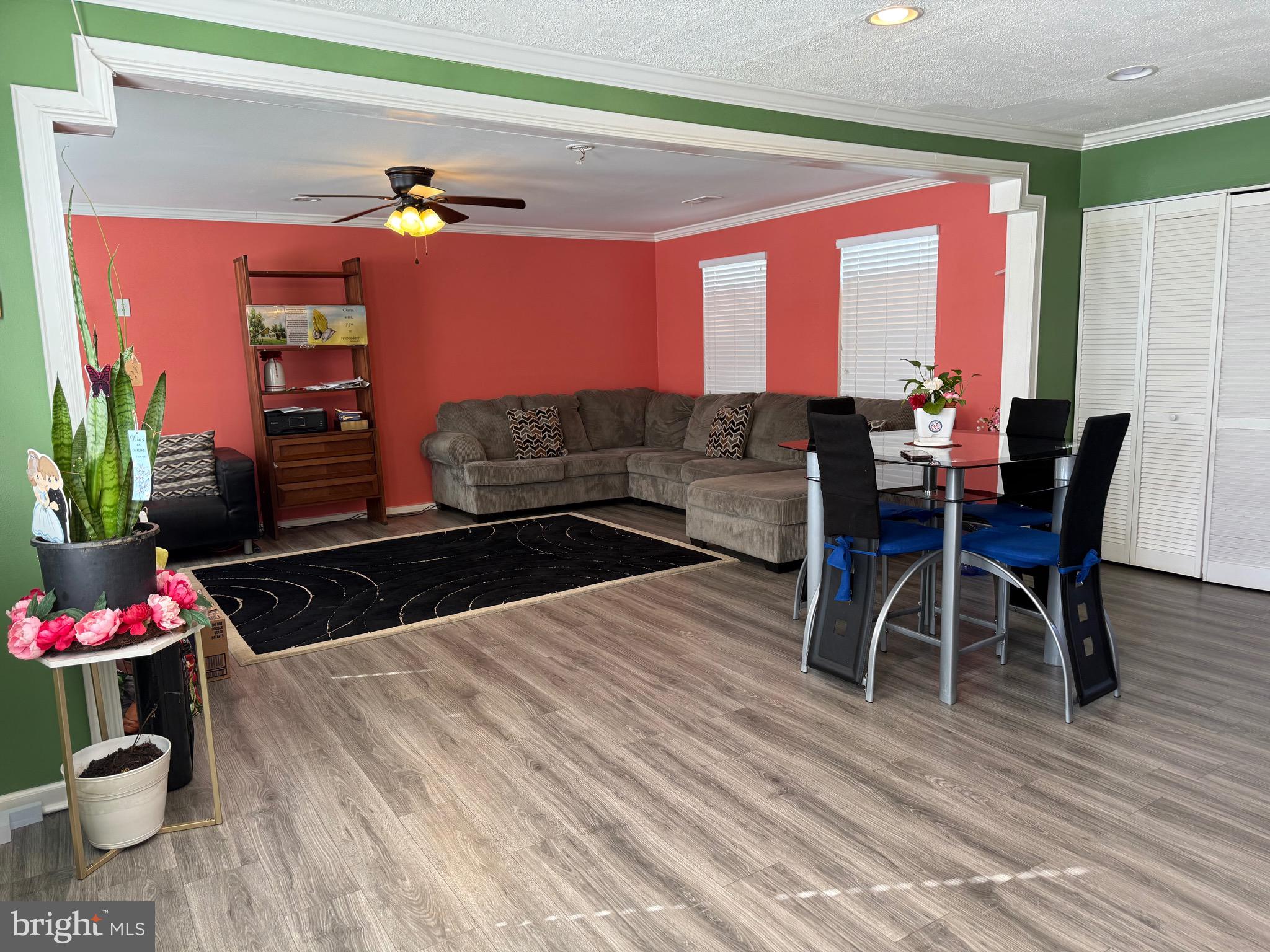 14314 Lindendale Road Woodbridge, VA 22193 - Photo 5 of 23