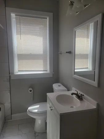 $1,600 | 7918 South Essex Avenue, Unit 3, Chicago, IL 60617