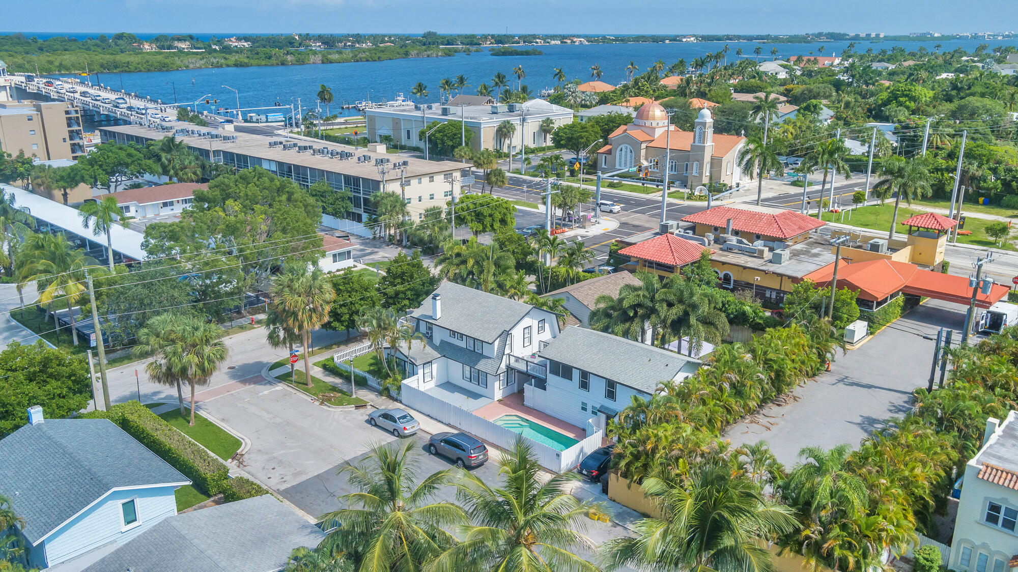 3901 Washington Road