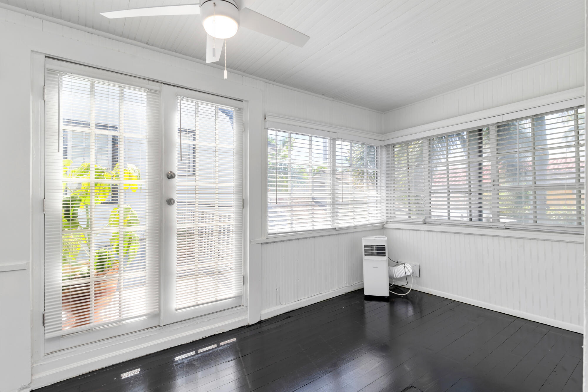 204 Conniston Road, Unit UPSTAIRS APARTMENT West Palm Beach, FL 33405 - Photo 10 of 14 French Doors to Deck