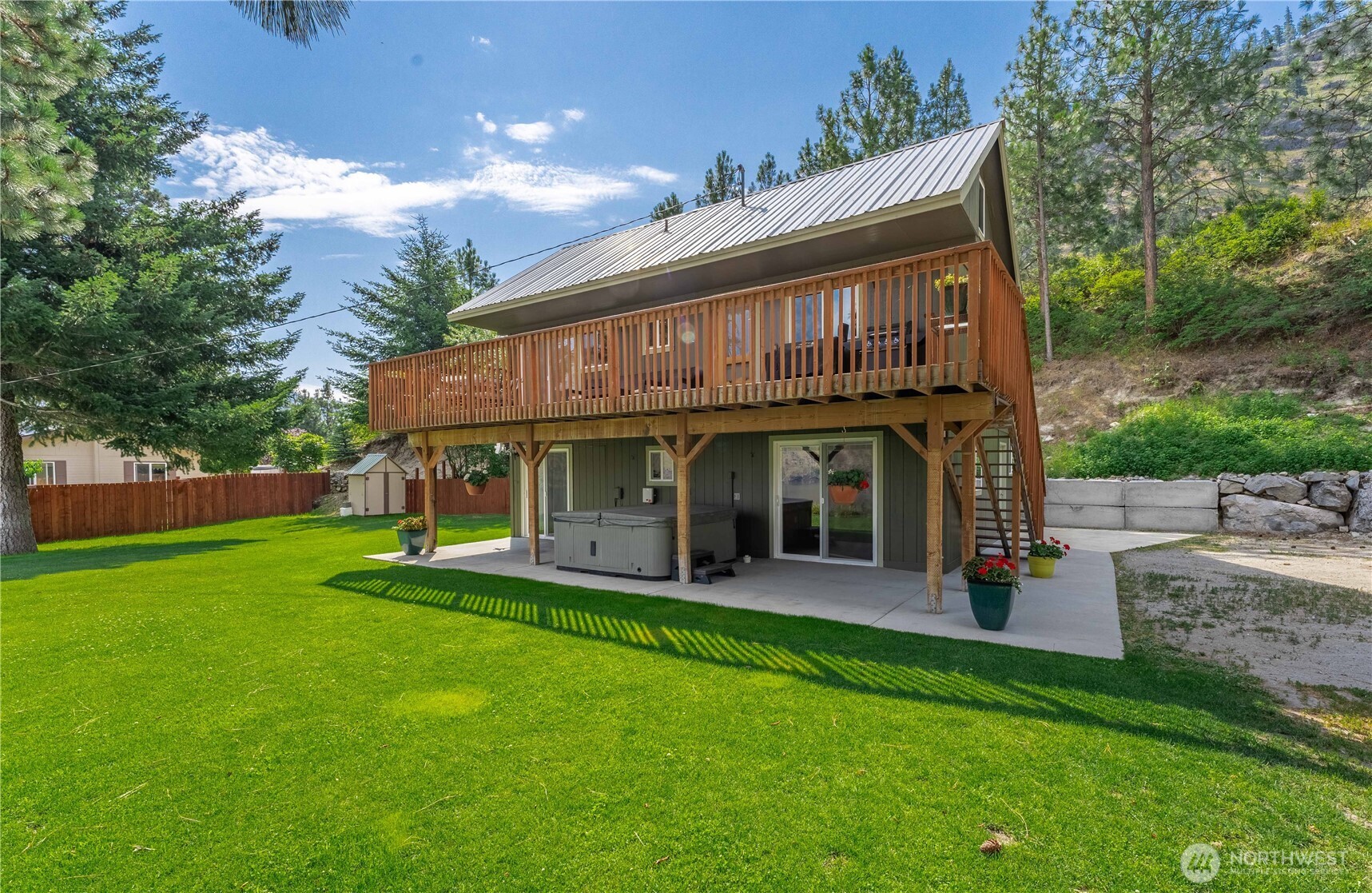 52 Reflection Lane Chelan, WA 98816 - Photo 11 of 40