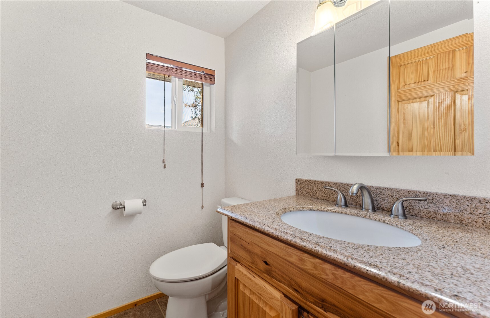 52 Reflection Lane Chelan, WA 98816 - Photo 22 of 40
