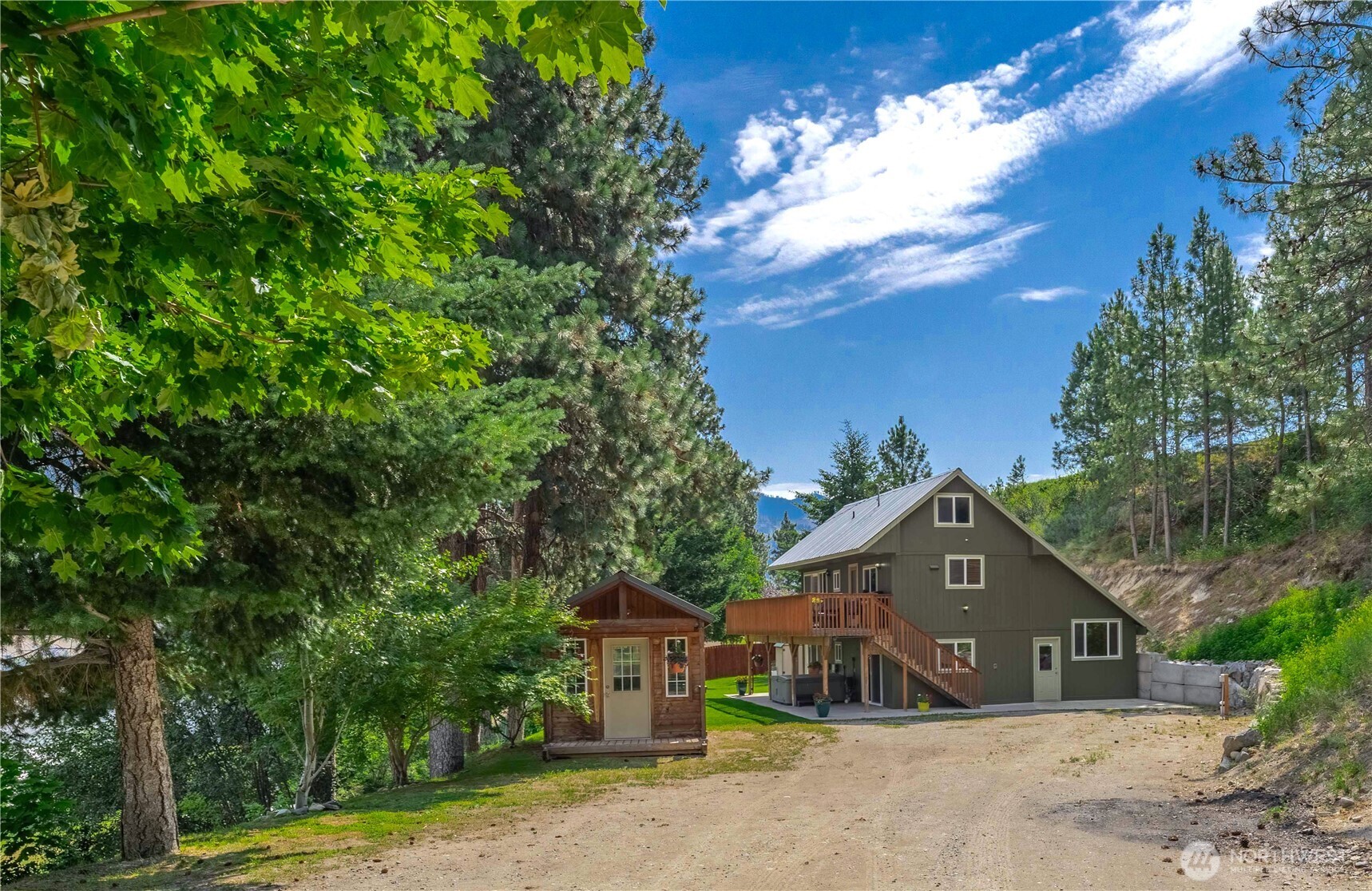 52 Reflection Lane Chelan, WA 98816 - Photo 3 of 40