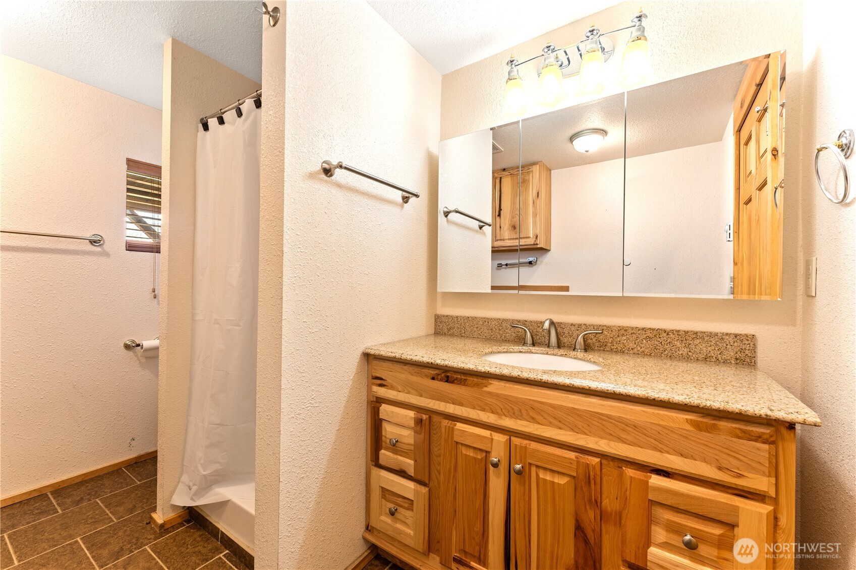 52 Reflection Lane Chelan, WA 98816 - Photo 32 of 40