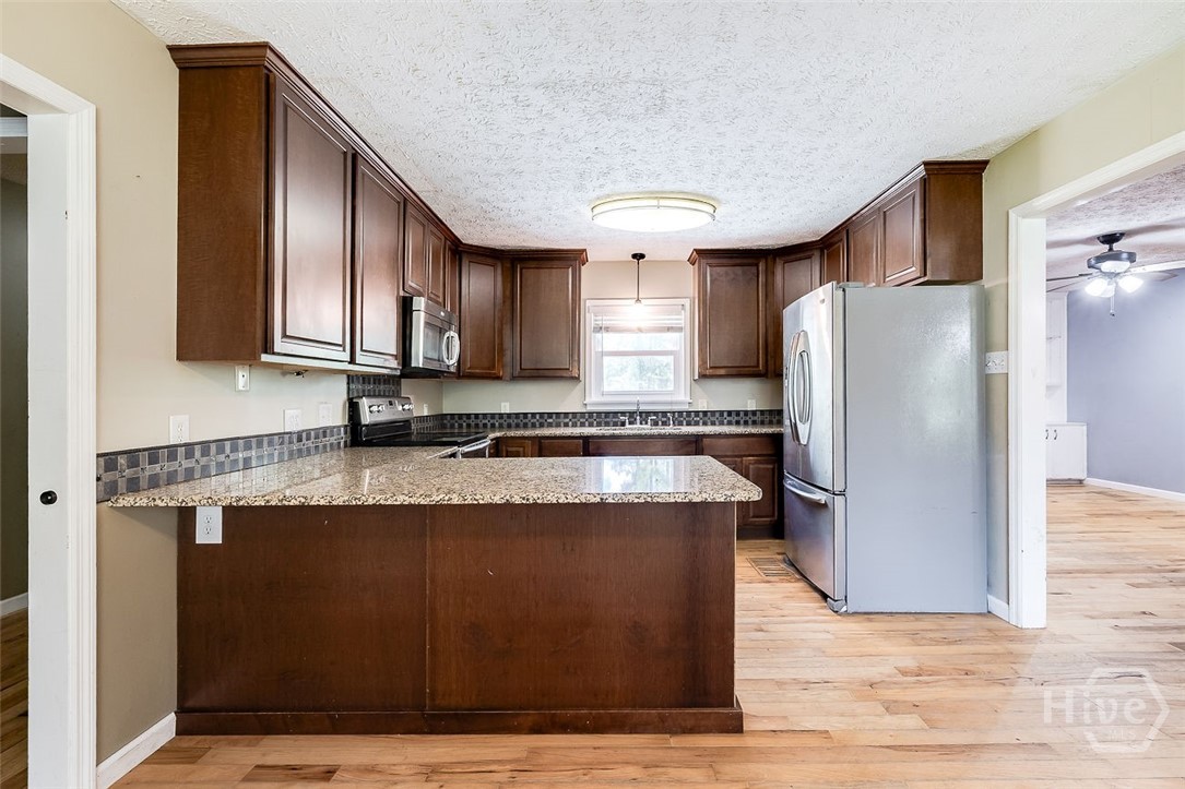 194 Deerfield Drive Springfield, GA 31329 - Photo 9 of 40