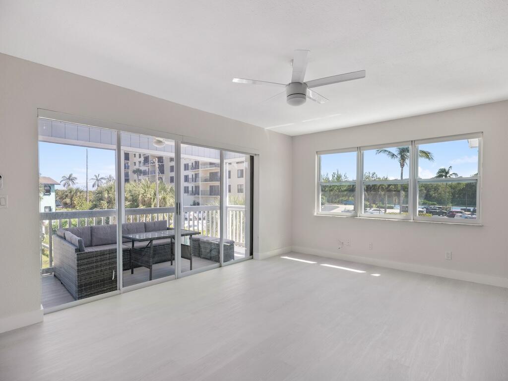 741 Hernando Street Fort Pierce, FL 34949 - Photo 34 of 64 0B2A9026