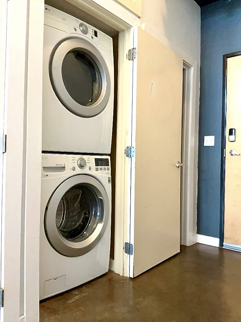 1601 East Cesar Chavez Street, Unit 306 Austin, TX 78702 - Photo 11 of 19 a utility room with dryer and washer