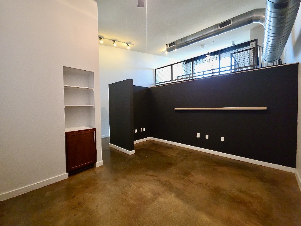 1601 East Cesar Chavez Street, Unit 306 Austin, TX 78702 - Photo 8 of 19
