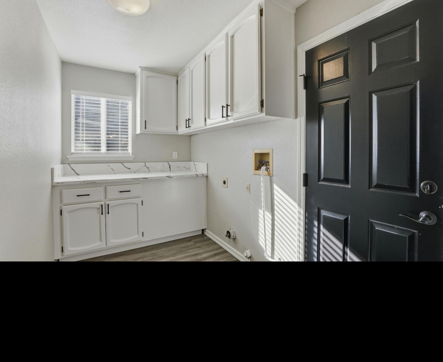 7300 Saltgrass Way Elk Grove, CA 95758 - Photo 17 of 41