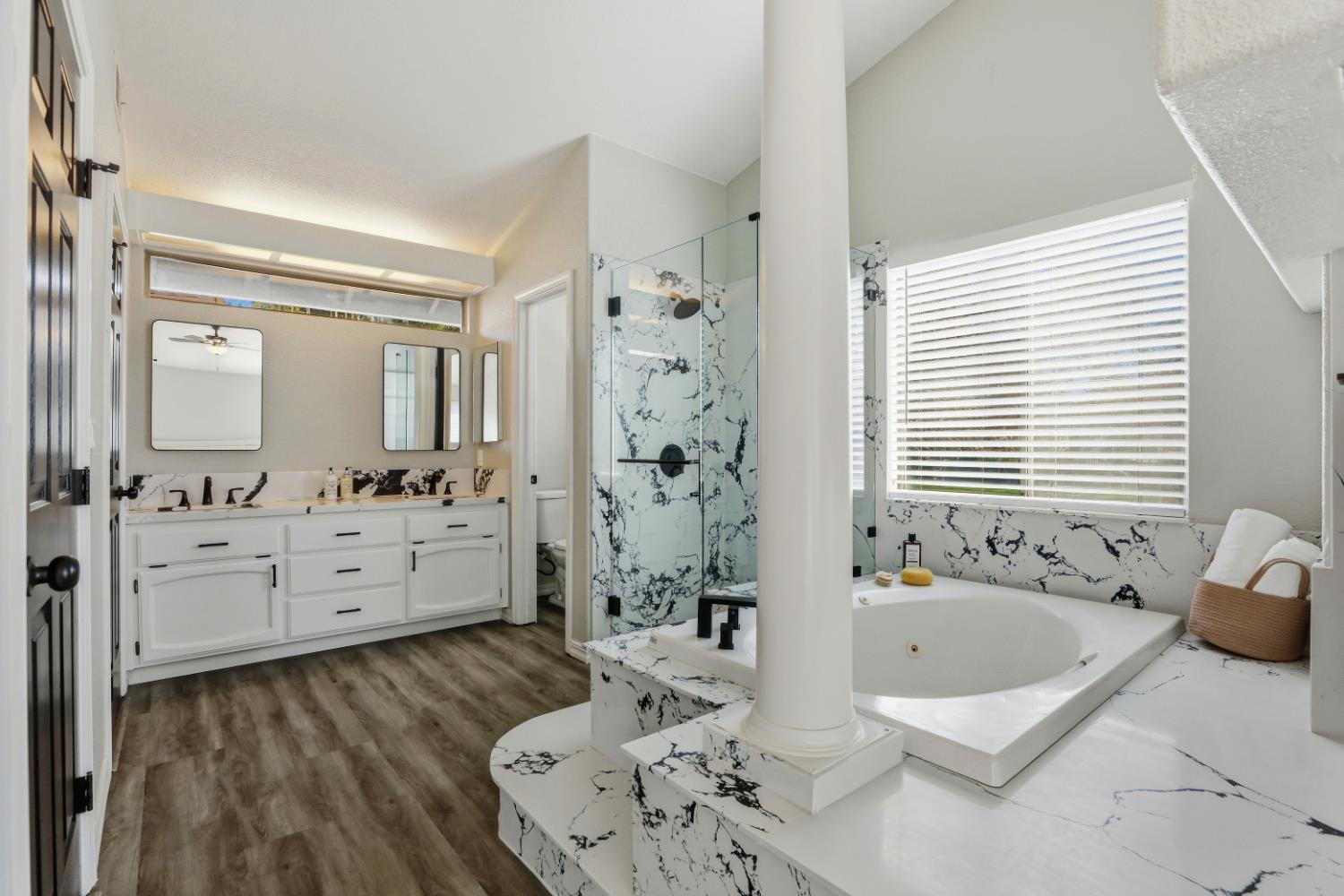 7300 Saltgrass Way Elk Grove, CA 95758 - Photo 21 of 41