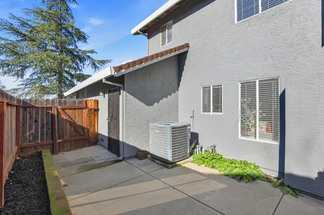 a view of entrance gate of house
