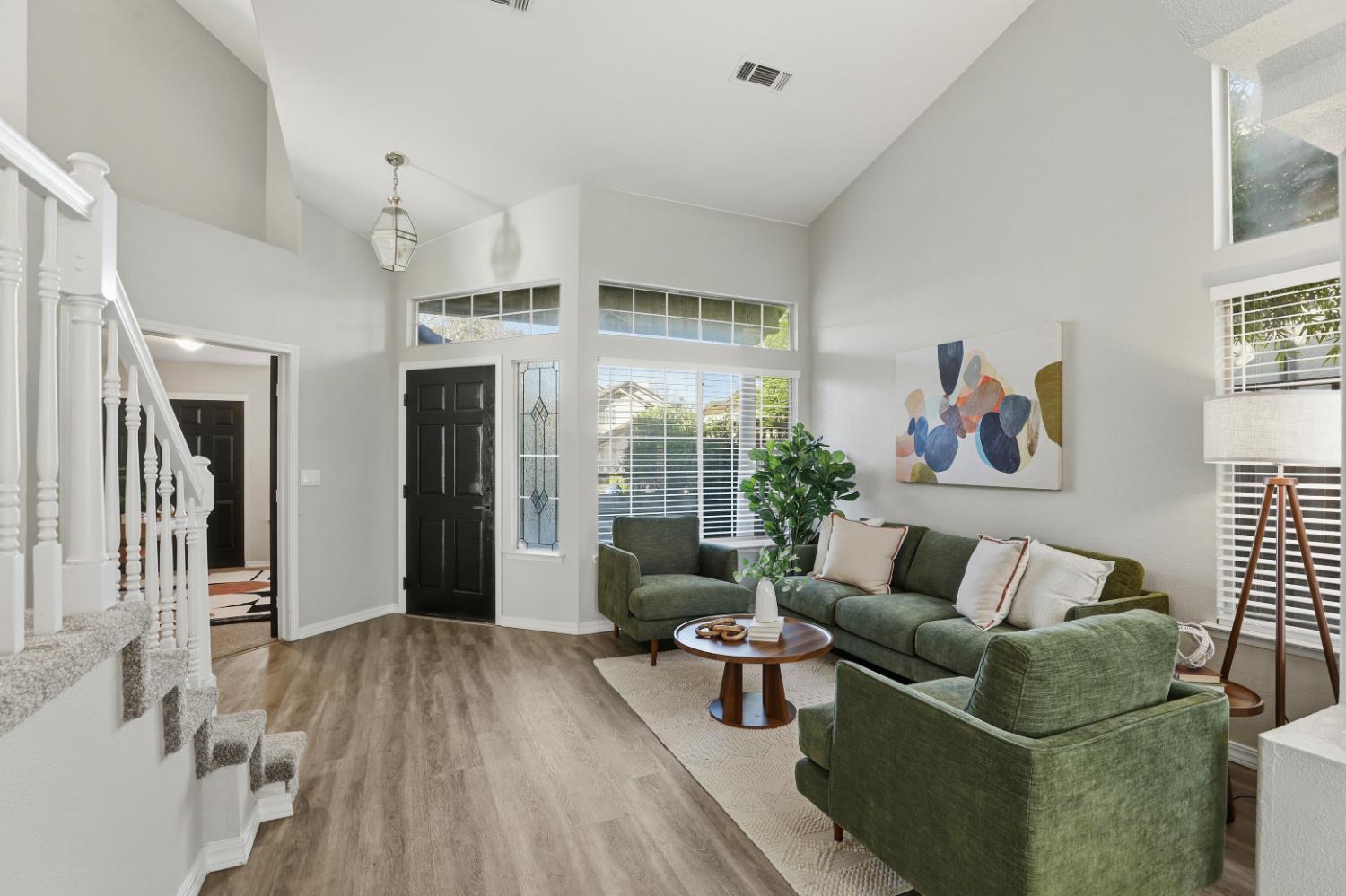 7300 Saltgrass Way Elk Grove, CA 95758 - Photo 6 of 41