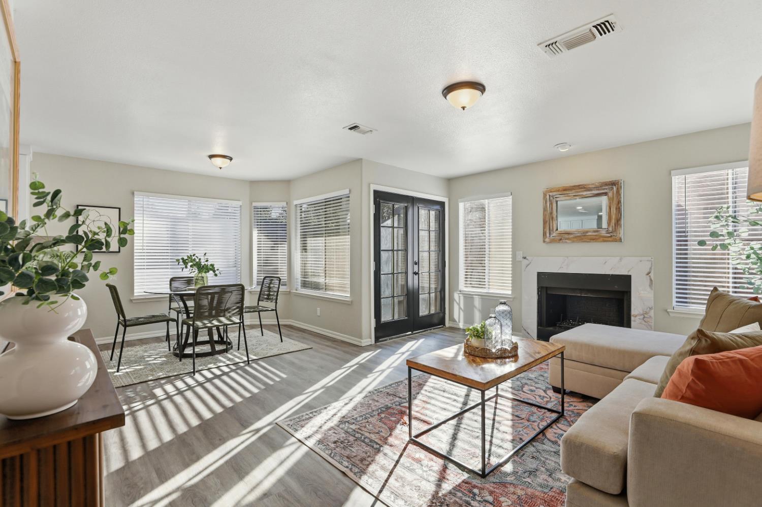 7300 Saltgrass Way Elk Grove, CA 95758 - Photo 8 of 41