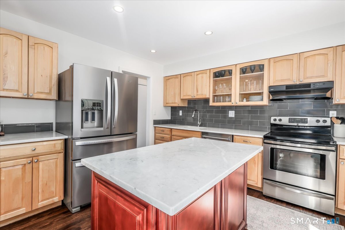 23 Cedar Hill Road Newtown, CT 06470 - Photo 16 of 30 Kitchen was Updated by Prior Owner