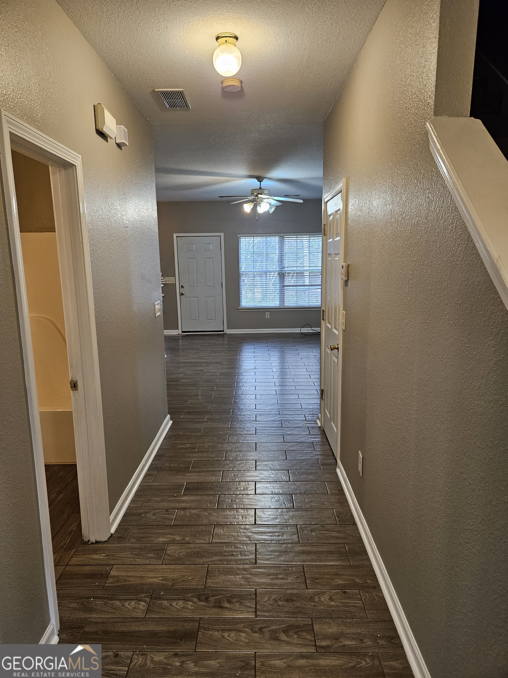 180 Brookview Drive Riverdale, GA 30274 - Photo 2 of 17