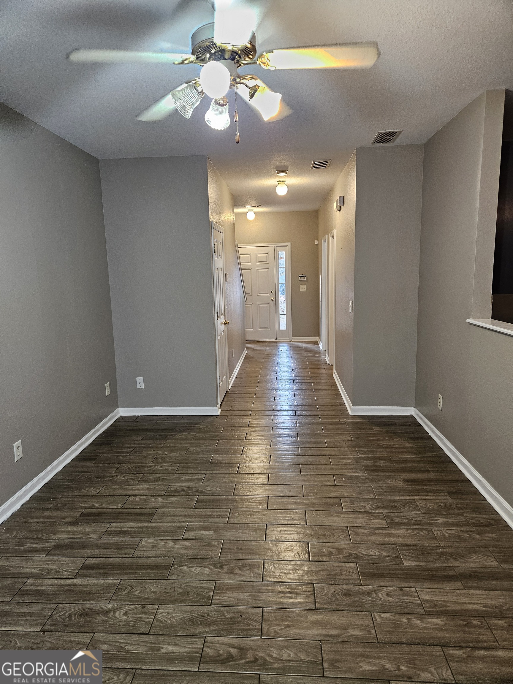 180 Brookview Drive Riverdale, GA 30274 - Photo 9 of 17