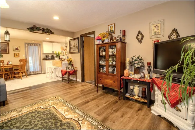 $285,000 | 8845 East 200 South, Knox, IN 46534