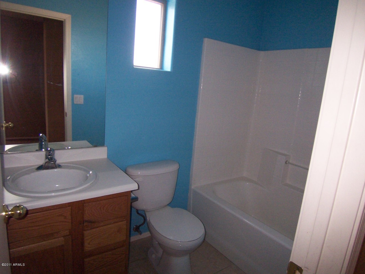 3722 West Carson Road Phoenix, AZ 85041 - Photo 12 of 17 GUEST BATH