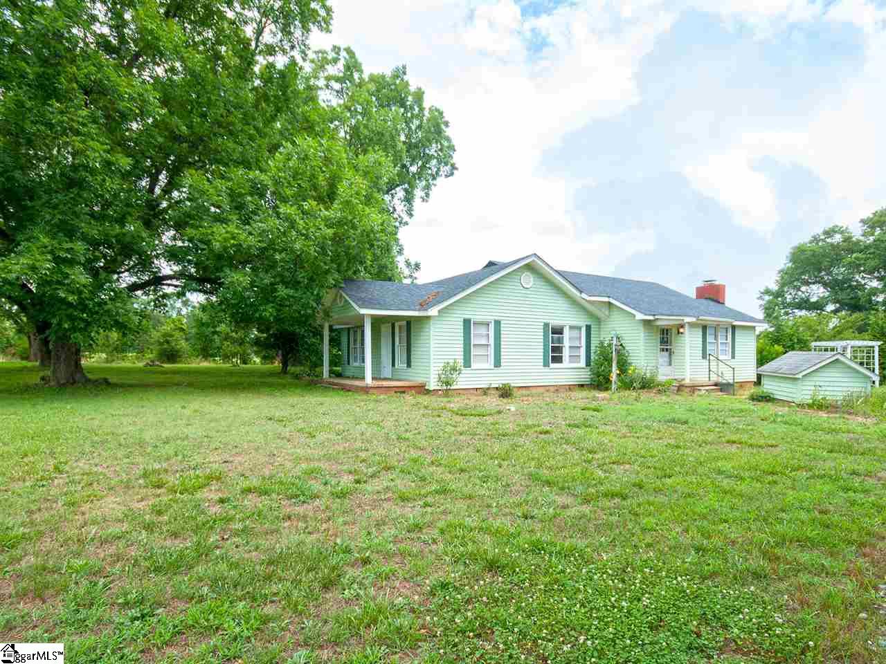 1202 Blue Ridge Avenue Belton, SC 29627 - Photo 2 of 36