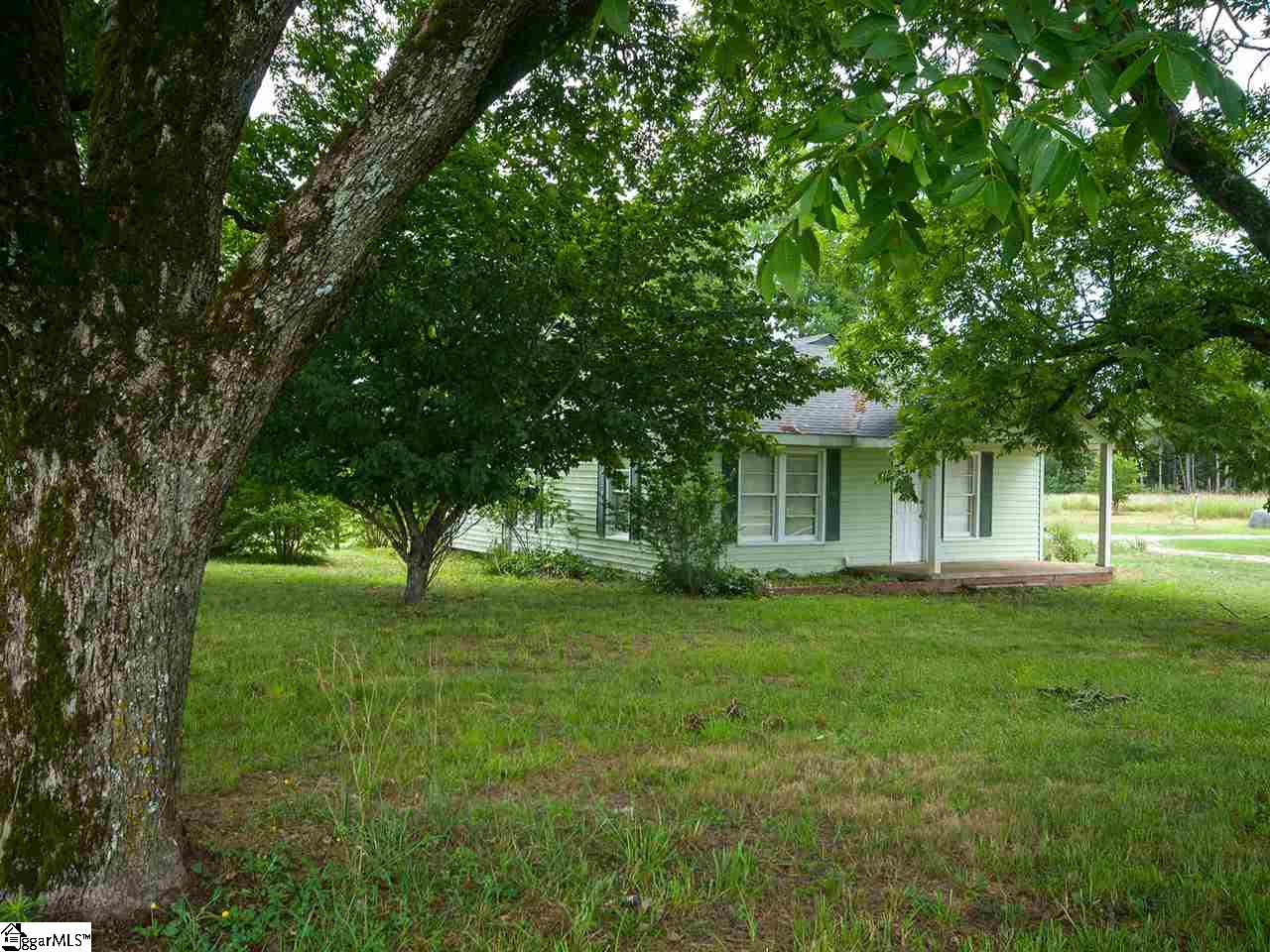 1202 Blue Ridge Avenue Belton, SC 29627 - Photo 6 of 36