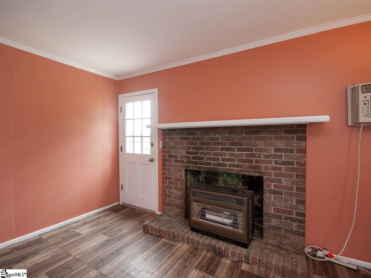 1202 Blue Ridge Avenue Belton, SC 29627 - Photo 9 of 36