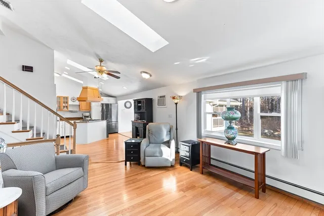 $749,900 | 860 Washington Street, Easton, MA 02375