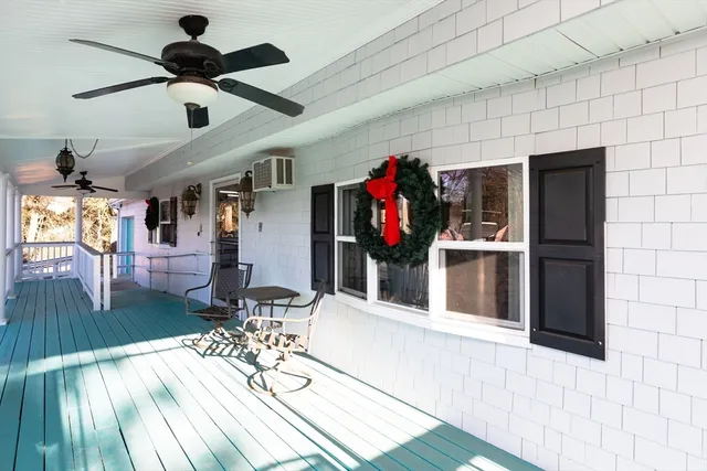 $749,900 | 860 Washington Street, Easton, MA 02375