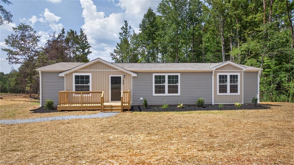 445 Kindley Road Thomasville, NC 27360 - Photo 2 of 30 Gallery Image 2