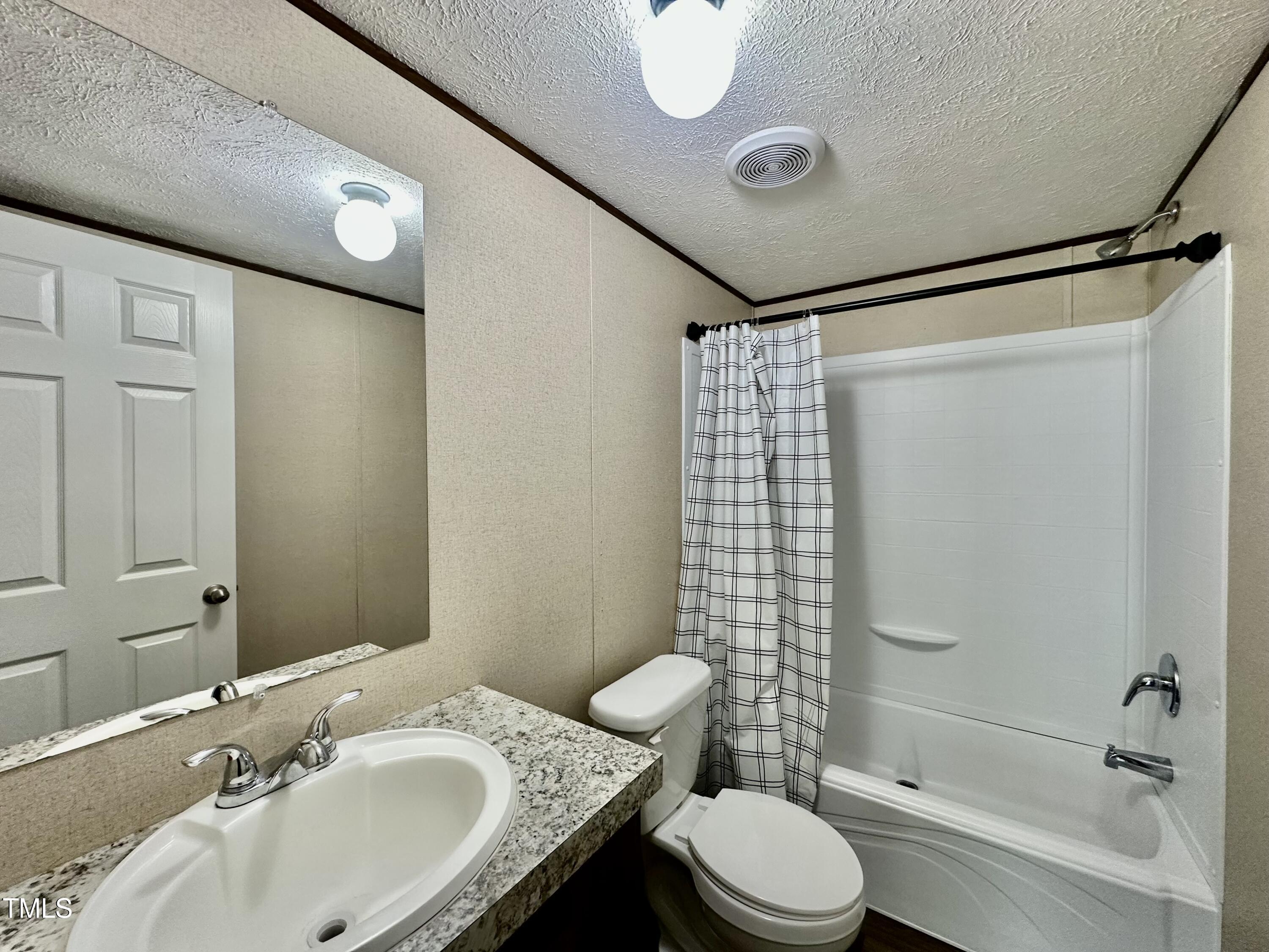 1289 Rhondale Road Selma, NC 27576 - Photo 13 of 18 bathroom
