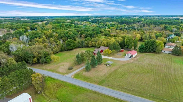 $579,000 | 22364 45th Avenue, St. Augusta, MN 56301