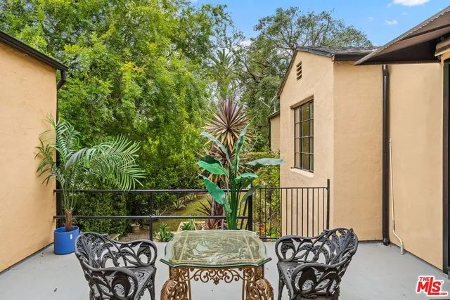 $2,650,000 | 4310 Cedarhurst Circle, Los Angeles, CA 90027