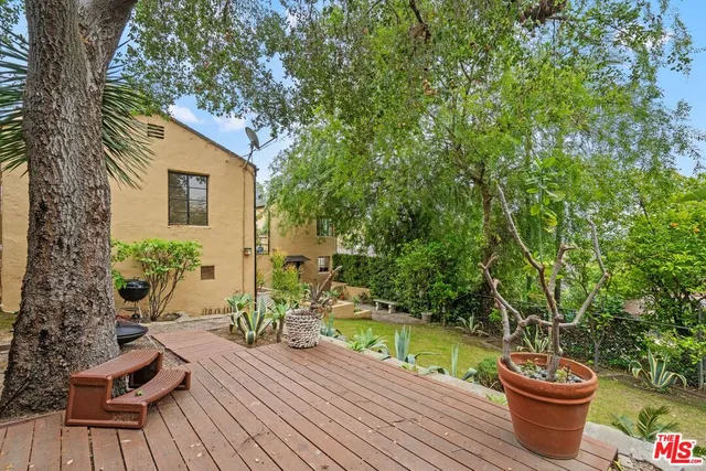 $2,650,000 | 4310 Cedarhurst Circle, Los Angeles, CA 90027