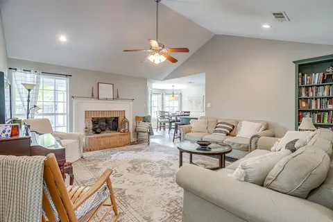 $279,000 | 605 Rhonda Street, Italy, TX 76651
