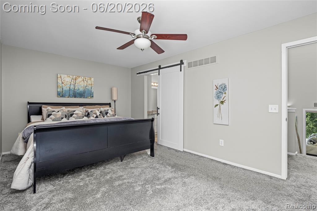39455 Country Lane Novi, MI 48375 - Photo 27 of 52