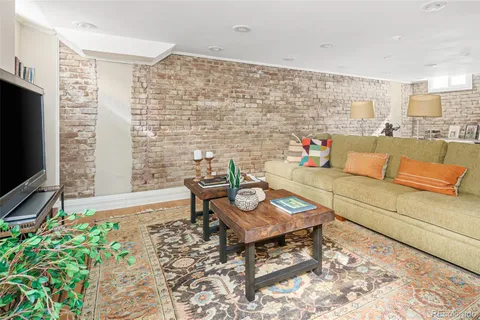 $2,075,000 | 835 North Gaylord Street, Denver, CO 80206