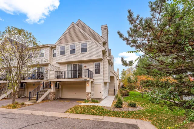 $284,000 | 13635 Brick Path, Rosemount, MN 55068