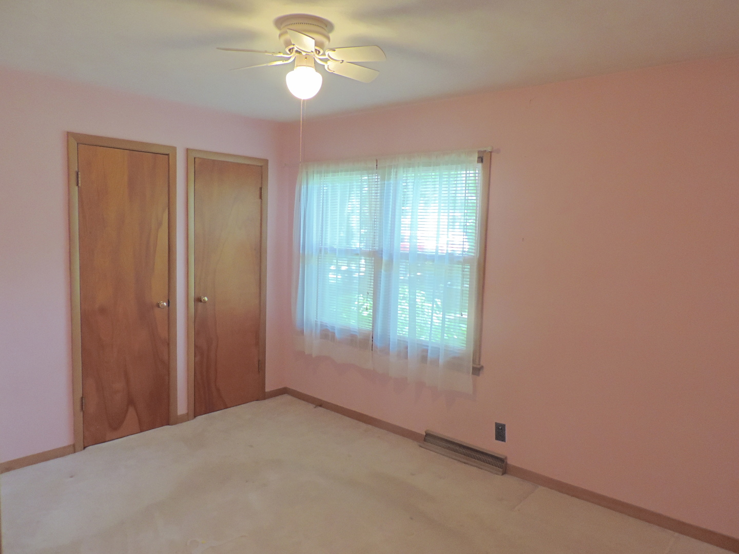 138 Swanson Road Sycamore, IL 60178 - Photo 4 of 6