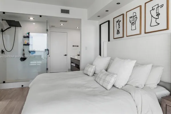 $7,250 | 460 Northeast 28th Street, Unit 2008, Miami, FL 33137