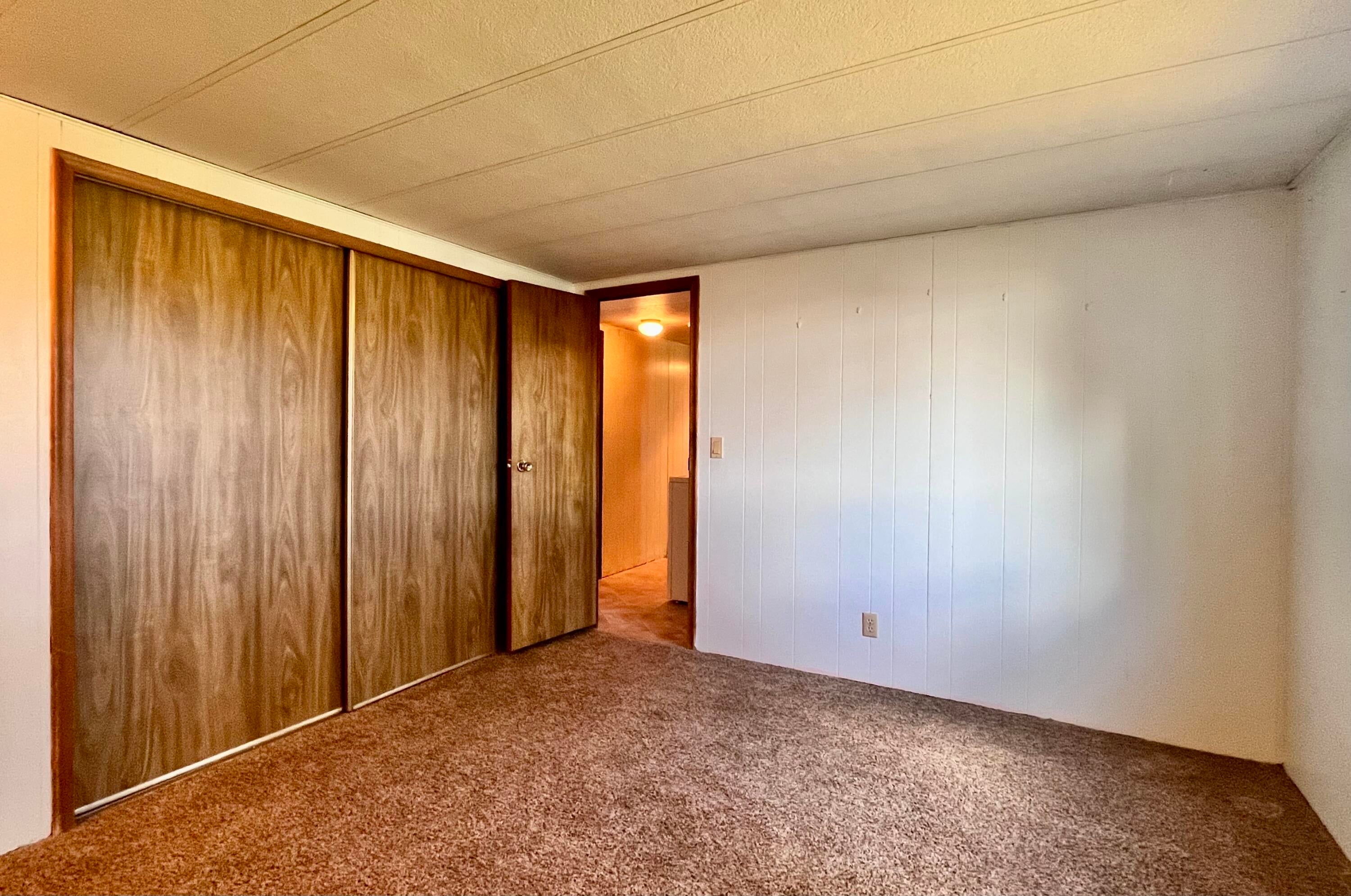 52731 Huntington Road, Unit 26 La Pine, OR 97739 - Photo 17 of 20 Primary Bedroom
