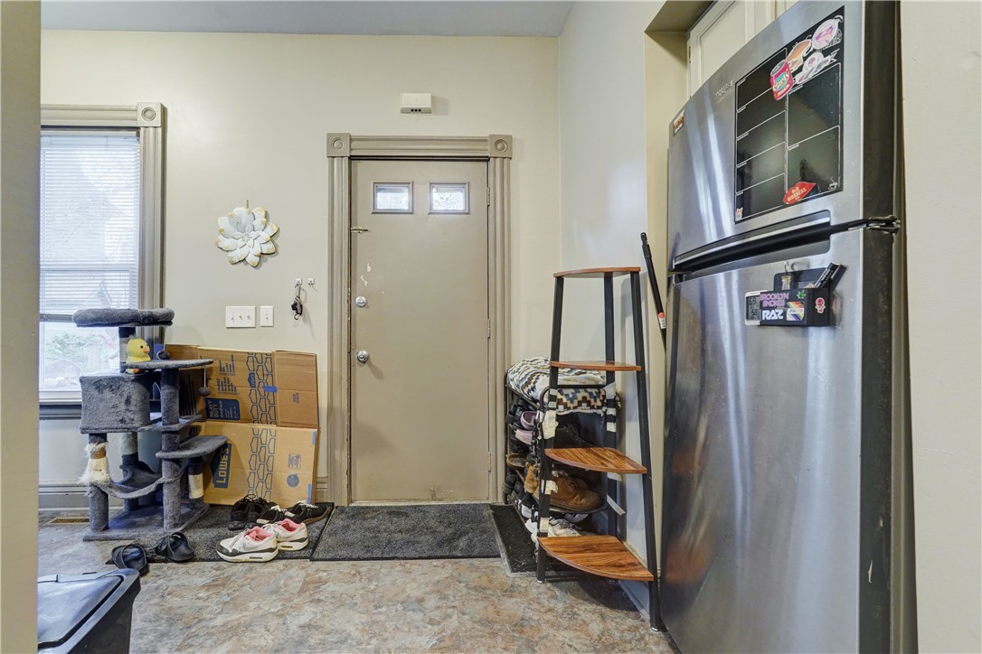 86 Kenilworth Terrace, Unit 2 Rochester, NY 14605 - Photo 3 of 19 Gallery Image 3