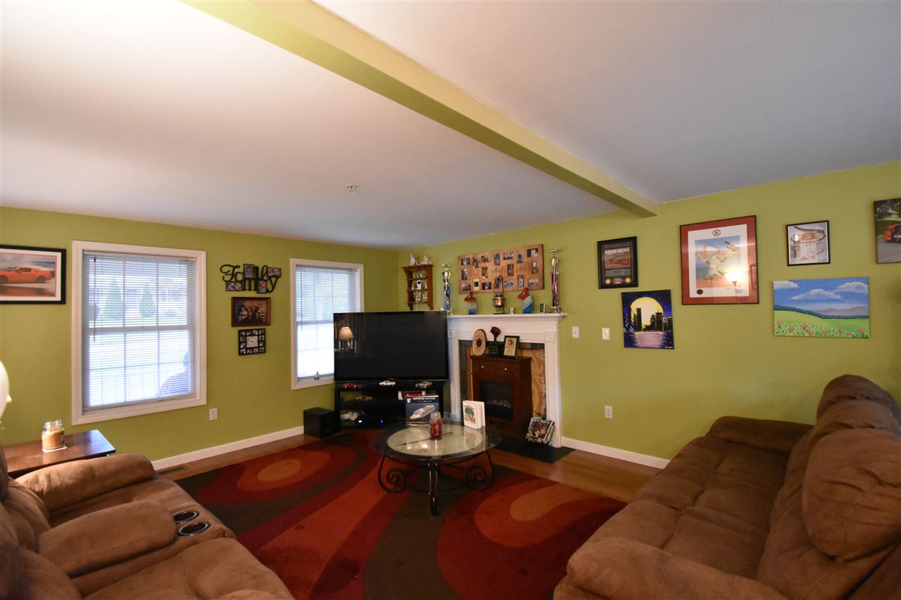 18 Breakneck Road Hudson, NH 03051 - Photo 11 of 32