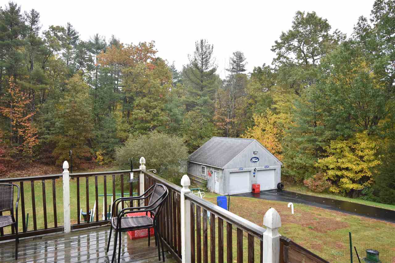 18 Breakneck Road Hudson, NH 03051 - Photo 3 of 32