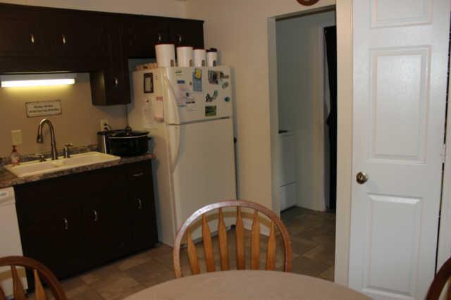 1435 Appleton Road Clarksville, TN 37043 - Photo 9 of 18 Kitchen with Dining Area