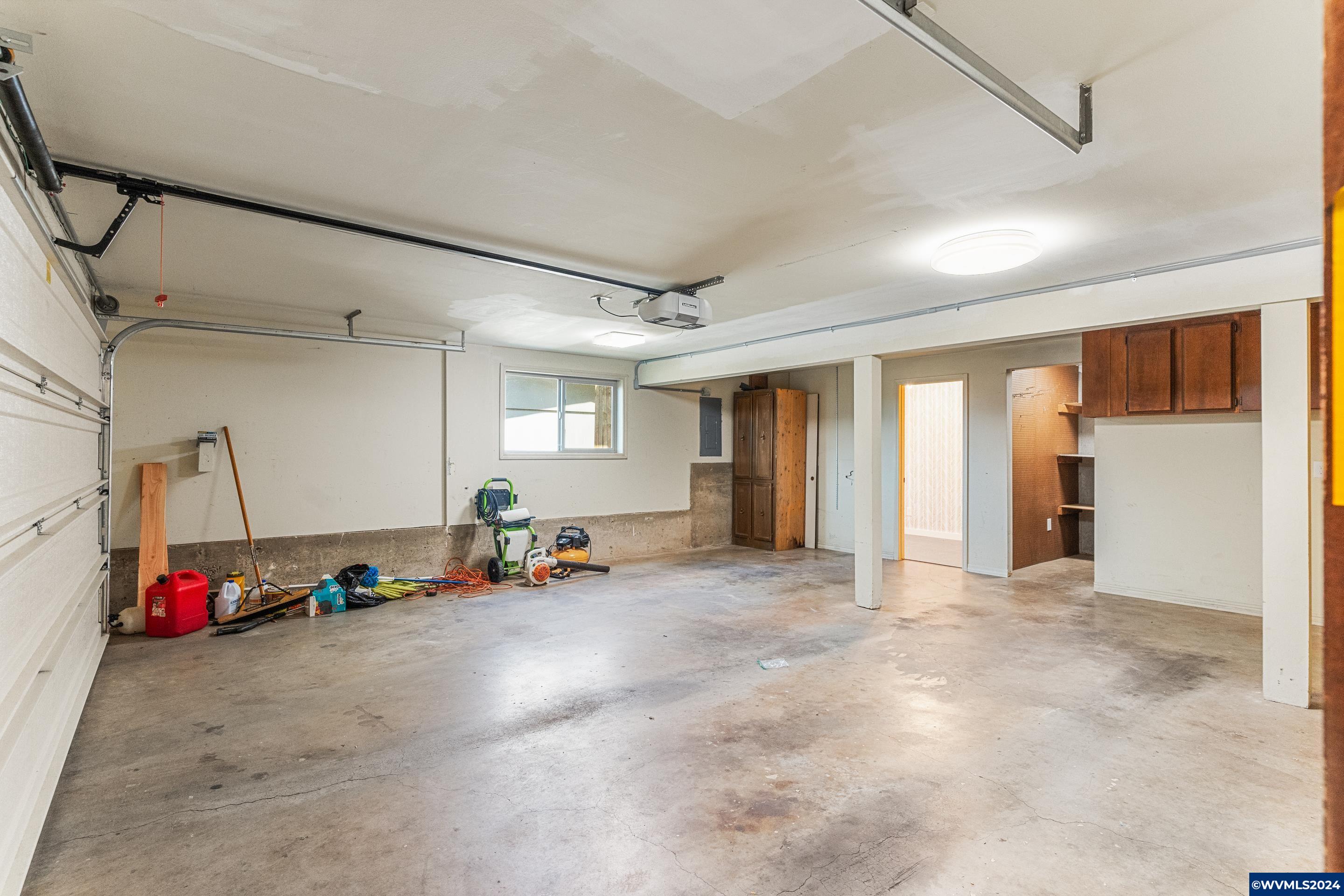 4860 Jones Road Southeast Salem, OR 97302 - Photo 33 of 38 Gallery Image 33