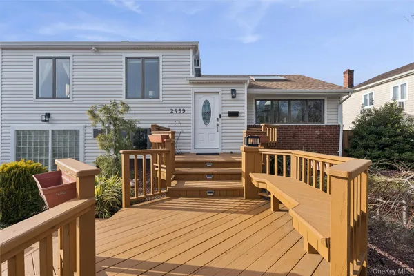 $825,000 | 2459 Marie Court, Bellmore, NY 11710