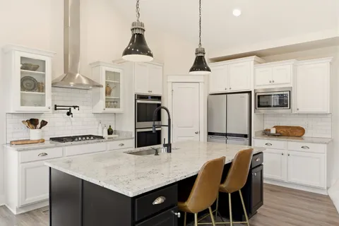 $725,000 | 909 Easton Drive, Mount Juliet, TN 37122