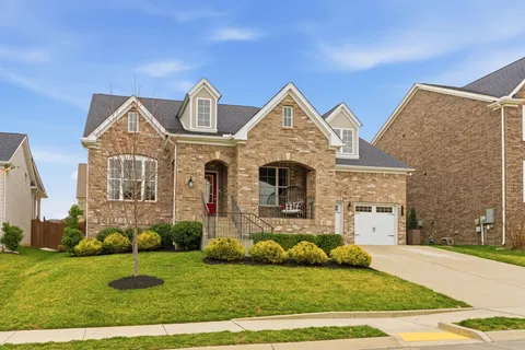 $725,000 | 909 Easton Drive, Mount Juliet, TN 37122