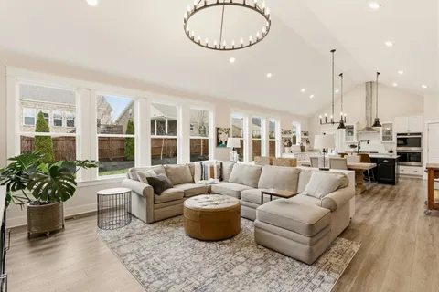 $725,000 | 909 Easton Drive, Mount Juliet, TN 37122