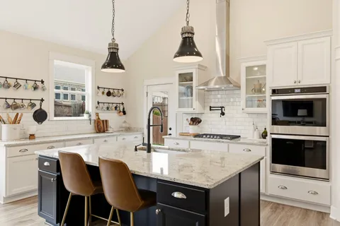 $725,000 | 909 Easton Drive, Mount Juliet, TN 37122